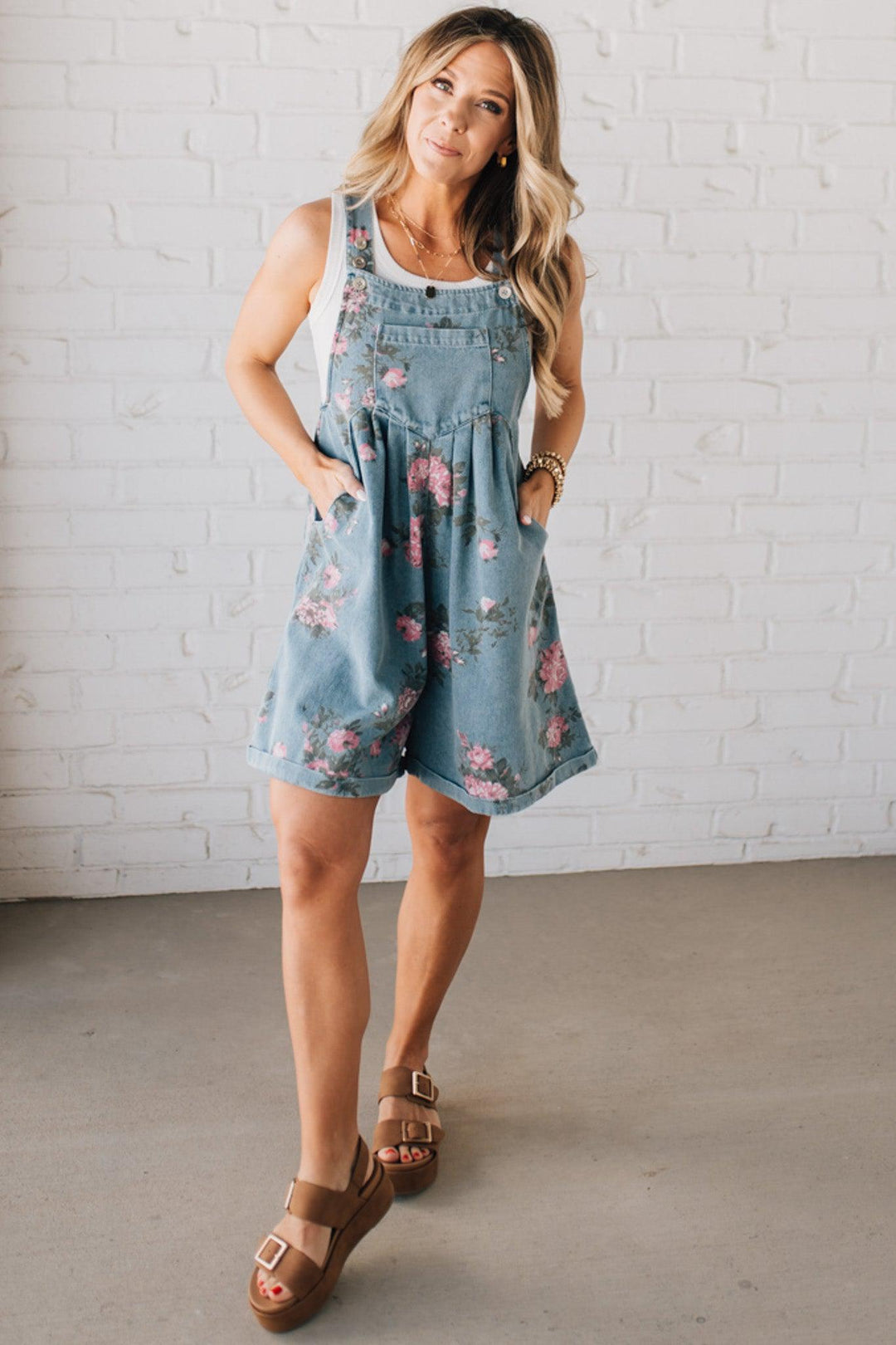 Lucinda | Salopette Corta in Denim a Fiori