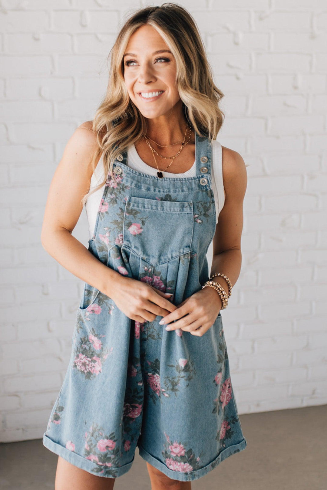 Lucinda | Salopette Corta in Denim a Fiori