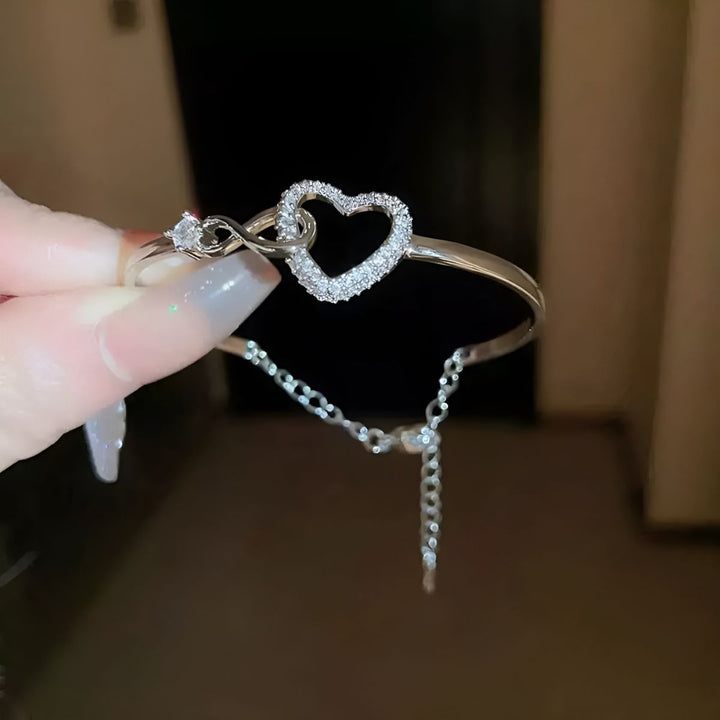 Giulia | Bracciale Elegante con Cuore Pendente